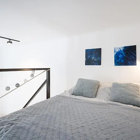 Studio - Pest Side, Downtown Apartment Budapest