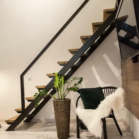 Studio - Pest Side, Downtown Apartment *